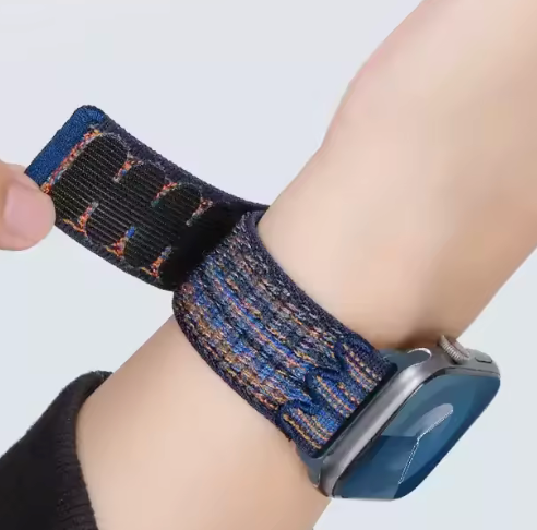 Velvoo Nylon Sport Loop Armband Kompatibel mit Apple Watch, Ersatz Sport Uhrenarmband für iWatch Unisex