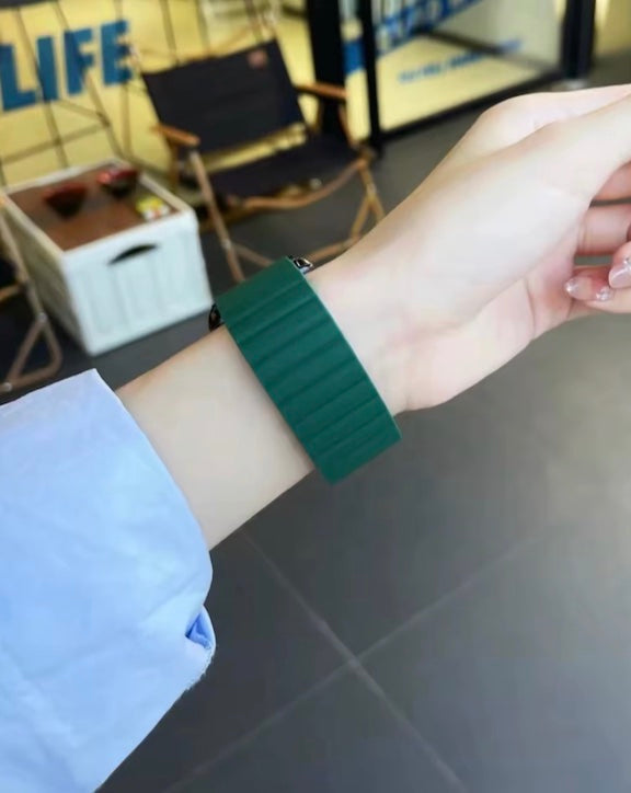 velvooband Magnetisches weiches Silikonarmband für Apple Watch verschiedene Farben